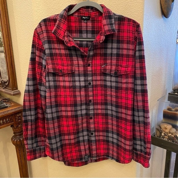 LRG Wovens Men Red Plaid Flannel Button Long Sleeve Top Size Medium - Picture 1 of 8